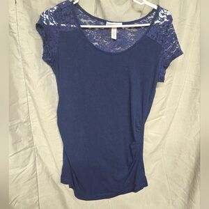 Adorable blue lace tee shirt